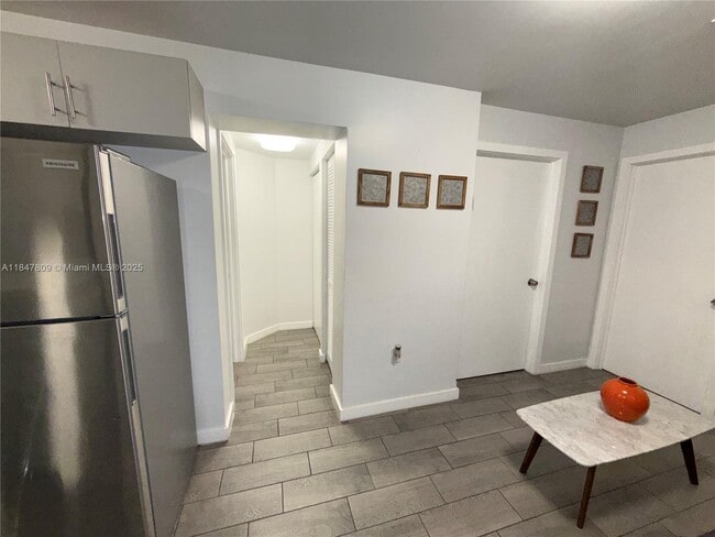 Foto del edificio - 1604 SW 9th St