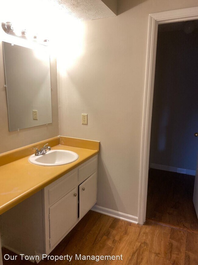 Building Photo - 2 br, 2 bath House - 182-3 Viking Ct