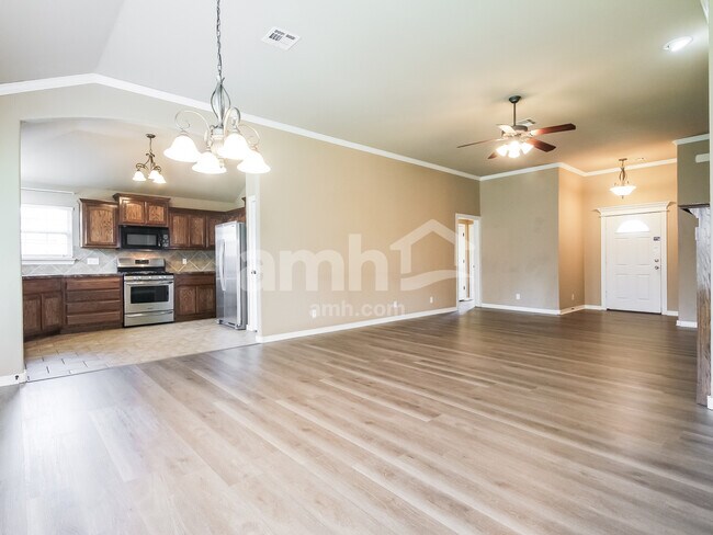 Foto del edificio - 14504 S Poplar St