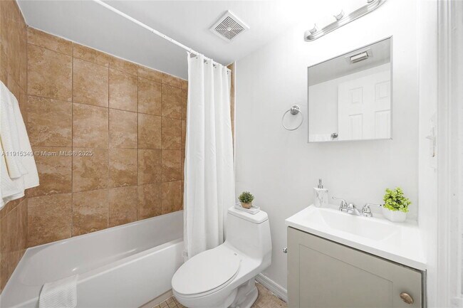 Foto del edificio - 480 NW 24th Ave