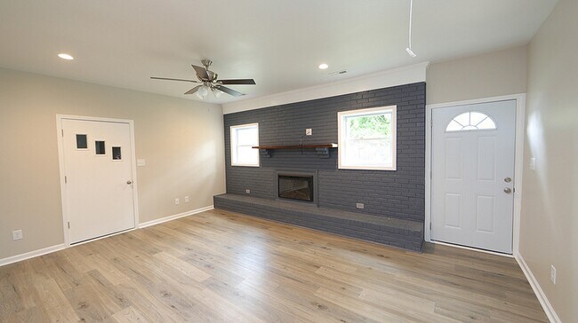 Foto del edificio - 333 NC-86