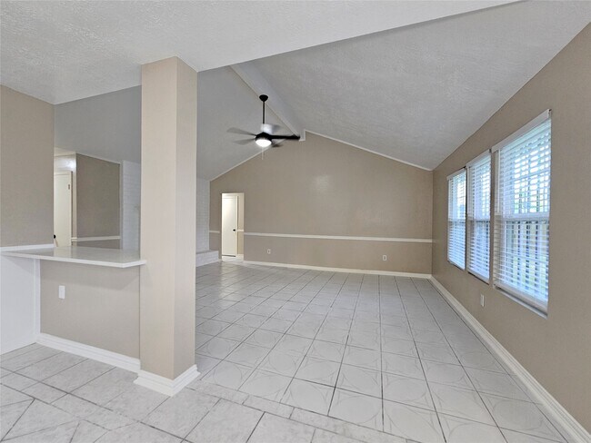 Foto del edificio - 1310 Goswell Ln