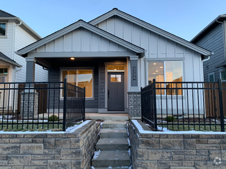 Building Photo - 3734 NE Petrosa Ave
