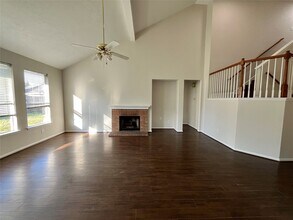 Building Photo - 3847 Landon Park Dr