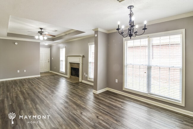 Building Photo - 8756 Jamac Ln