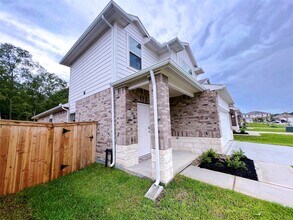 Building Photo - 14918 Cypress Holw Dr