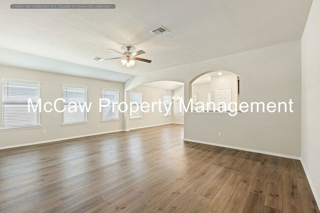 Building Photo - 3000 Risinger Rd