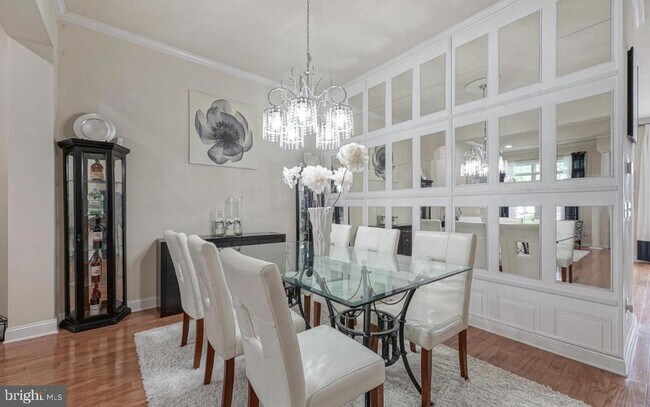 Foto del edificio - 4204 Lexington Ct