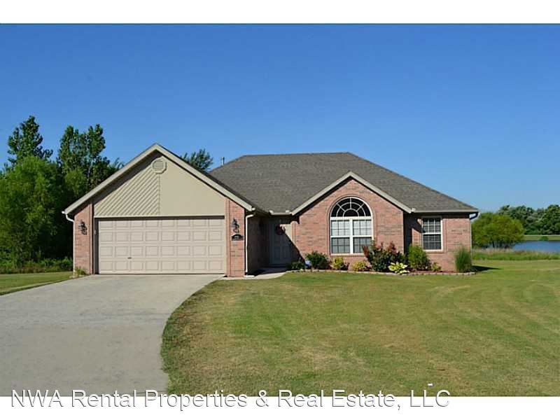 Foto principal - 3 br, 2 bath House - 1704 SW F St