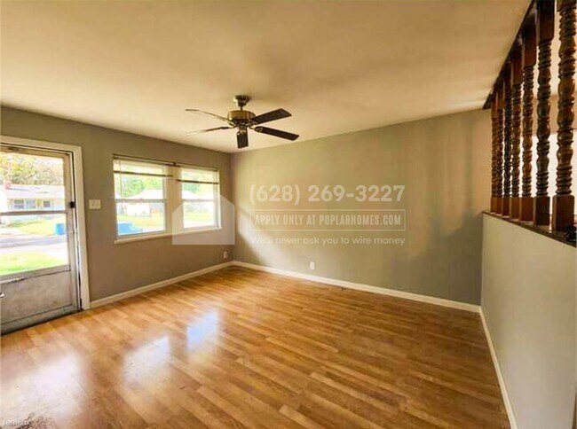 Building Photo - 3 br, 1 bath House - 10760 Spring Garden Dr -
