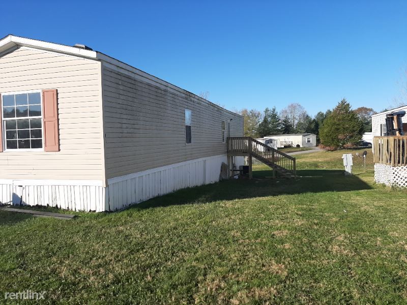 Primary Photo - 3 br, 2 bath Mobile Home - 130 Summerhaven Dr