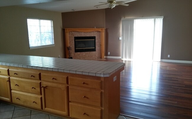 Building Photo - Custom 3 Bd 2ba Home at River Oaks Community