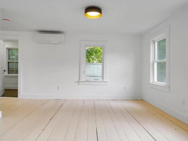 Foto del edificio - 118 Camden St