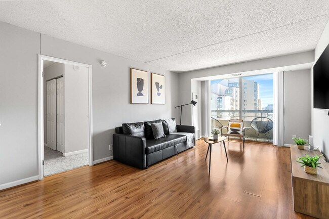 Foto del edificio - 401 12th St S