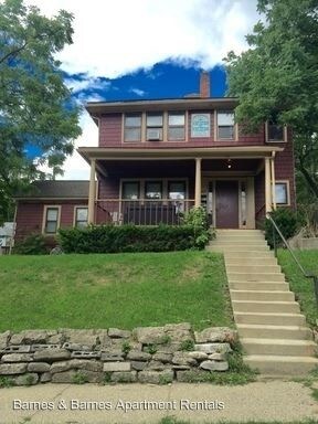 Primary Photo - 207 Maple St