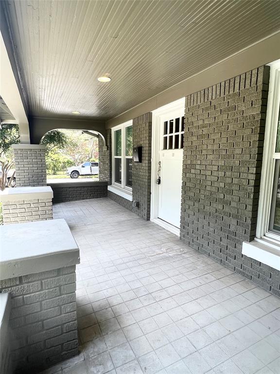 Building Photo - 1540 Sul Ross St