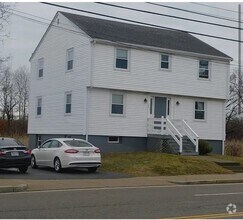 Building Photo - 745 Sea St