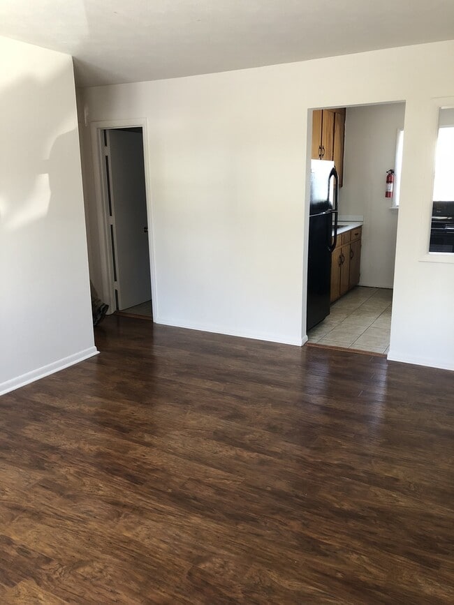 Building Photo - 56 Washington St