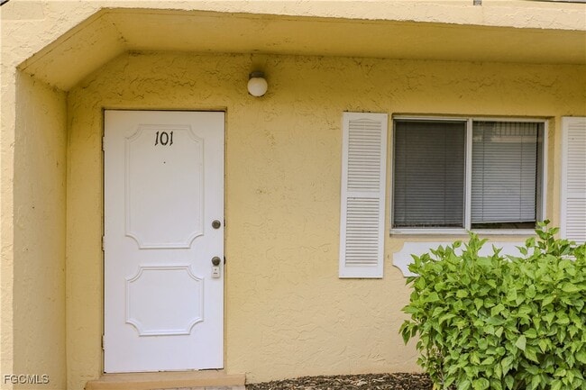 Foto del edificio - 8049 Country Rd