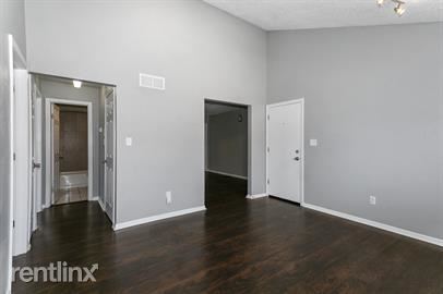 Foto del edificio - 2 br, 1 bath 4plex - 1229 West Hayward Ave...