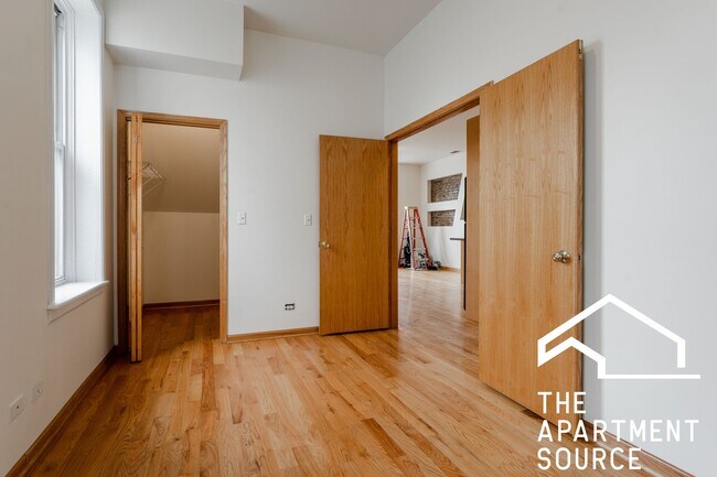 Foto del edificio - 1822 N Campbell Ave