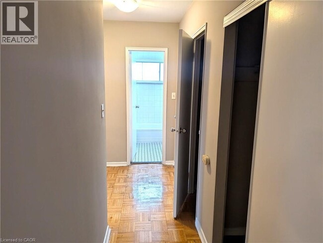 Building Photo - 2049 Prospect St