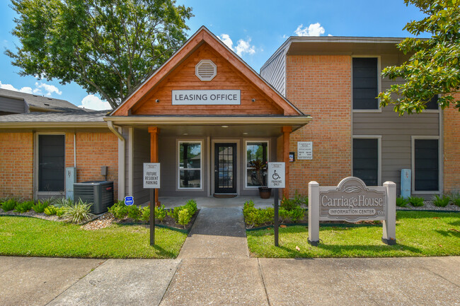 Leasing Office - Carriage House Apartments