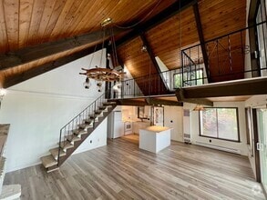Building Photo - 6845 Holeman Ave