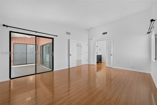Foto del edificio - 10583 SW 77th Terrace