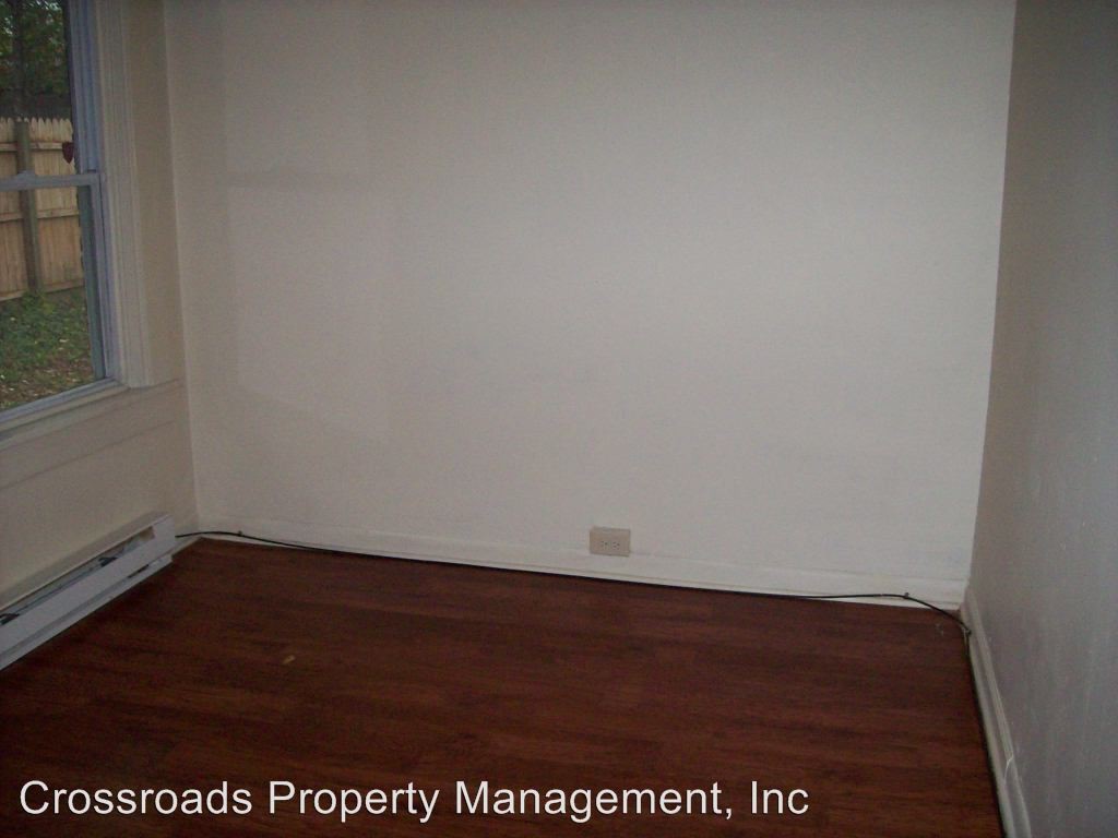 Building Photo - 607 W Orange St