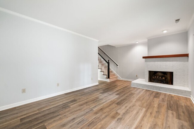 Foto del edificio - Perfect 2 Bedroom, 2.5 Bathroom Townhome i...
