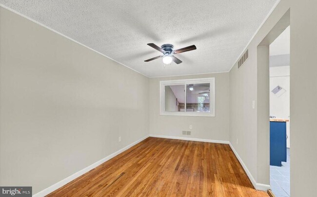 Foto del edificio - 1016 Foxcroft Ln