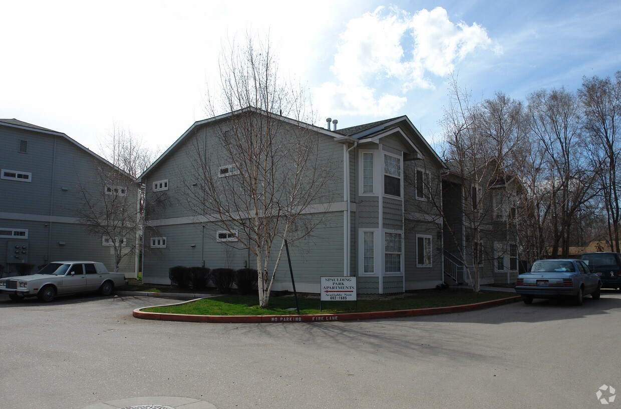 Primary Photo - Spaulding Park Apartments