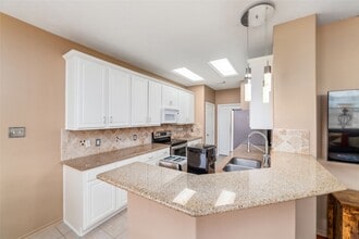 Building Photo - 203 W Stedhill Loop