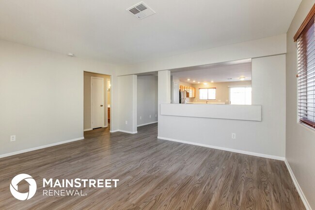 Building Photo - 2818 W Campo Bello Dr