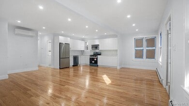 Building Photo - 158-29 75th Ave Building Photo - 158-29 75th Ave