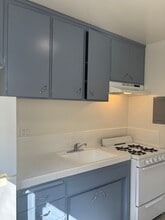 Building Photo - 220 W Spazier Ave