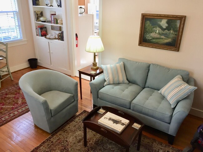 Building Photo - 1 br, 1 bath House - 65 1/2 Lenwood Blvd.