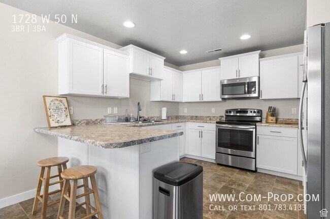 Building Photo - 1728 W 50 N