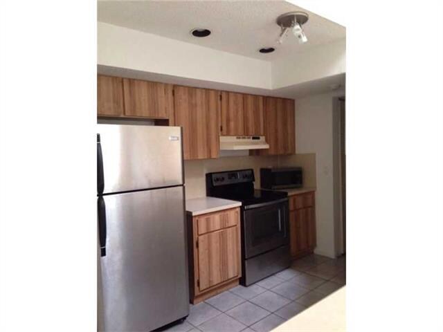 Primary Photo - 405 SE 14th St