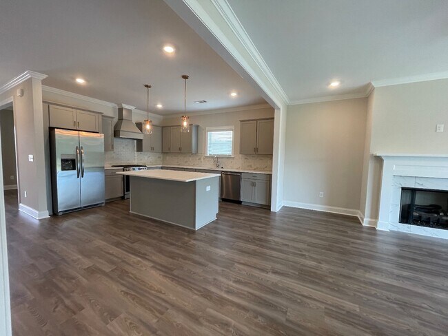 Foto del edificio - 2541 Rutland Rd