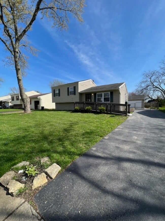 Building Photo - 5441 Deforest Dr