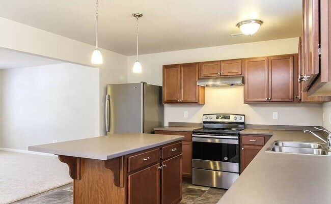 Foto del edificio - Newer 4 Bedroom Home for Lease