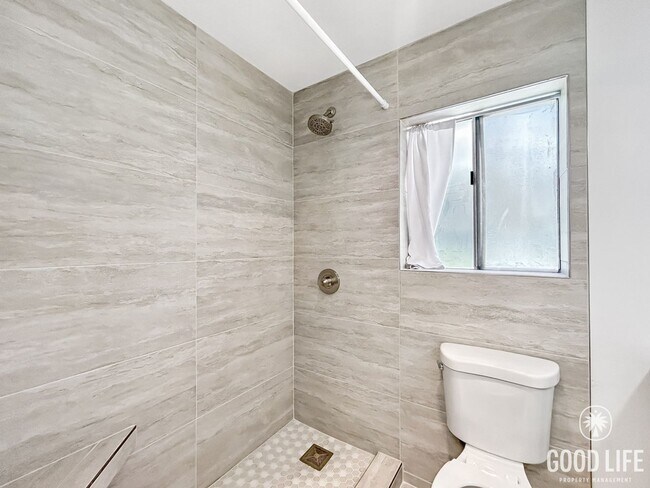 Foto del edificio - Great Studio Available for Rent in Mission Hills!