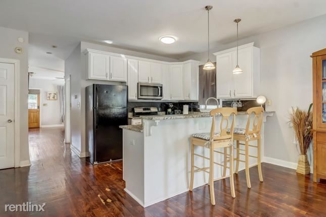 Building Photo - 3 br, 2 bath House - 232 Tennessee Avenue SW
