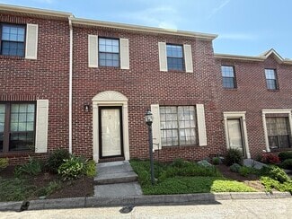 Building Photo - 437 S Gallaher View Rd