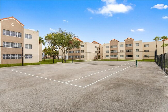 Foto del edificio - 6065 NW 186th St