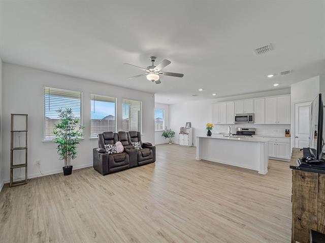 Foto del edificio - 336 Ardsley Ln