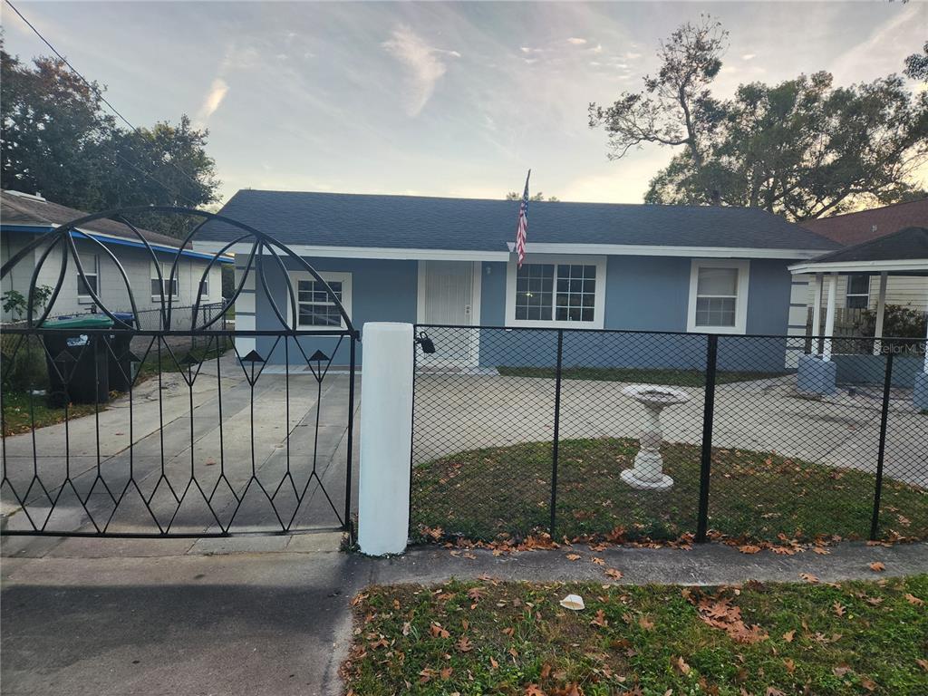 Foto del edificio - 708 W Miller St