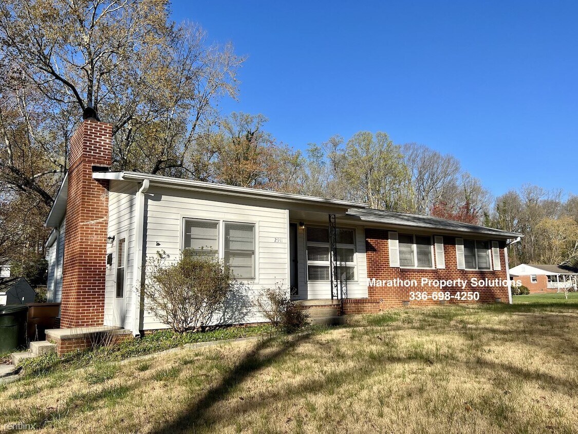 2911 Shamrock Dr, Greensboro, NC 27408 House Rental in Greensboro, NC